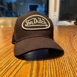 Brand new Von Dutch trucker hat